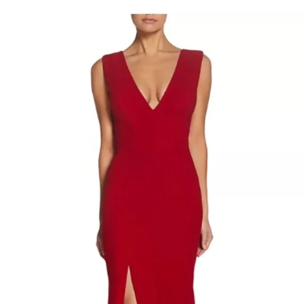 Dress The Population - Sandra V-Neck Gown - Picture 2 of 6